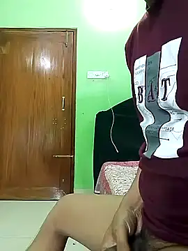 Snapshot of Taniya07 chatting on 02.01.25 Taniya07 online show from 02.01.25