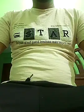 Snapshot of Taniya07 chatting on 02.21.25 Taniya07 online show from 02.21.25