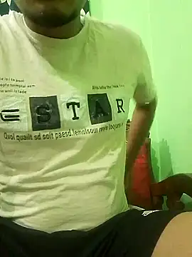 Snapshot of Taniya07 chatting on 02.21.25 Taniya07 online show from 02.21.25