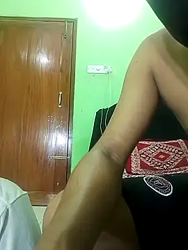 Snapshot of Taniya07 chatting on 03.14.25 Taniya07 online show from 03.14.25