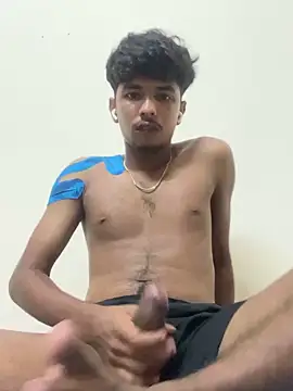 Snapshot of Theyoung_huge_dick chatting on 12.12.24 Theyoung huge dick online show from 12.12.24