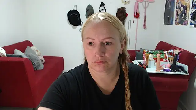 emperabigbootybigass online show from 12.17.25