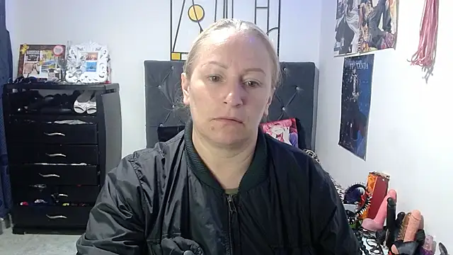 emperabigbootybigass online show from 05.06.26
