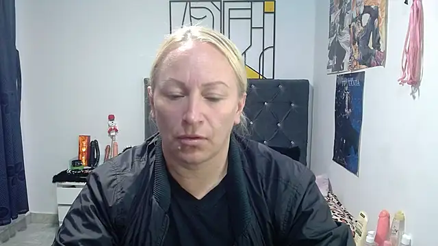 emperabigbootybigass online show from 05.19.26