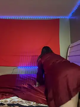 iTrapXXXBACKUP online show from 12.24.24