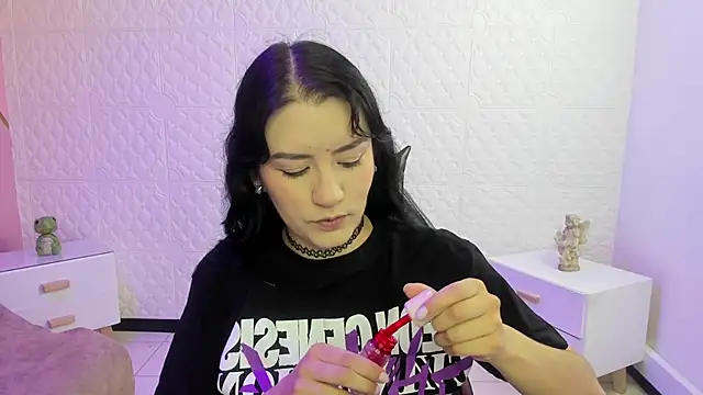 Violetaa diazz online show from 12.22.25