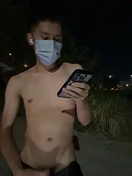 Benson18y online show from 09.26.25