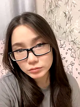 Milka23 online show from 10.26.25