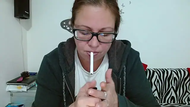 Snapshot of LadyHellene chatting on 12.04.25 LadyHellene online show from 12.04.25