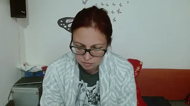 Snapshot of LadyHellene chatting on 12.14.25 LadyHellene online show from 12.14.25