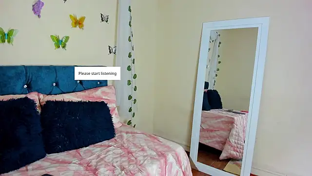 cristalwalker   online show from 09.14.25