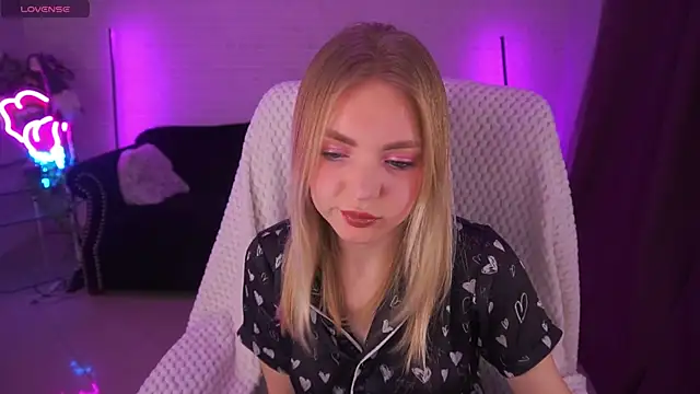 EmilySunshineS online show from 01.21.25