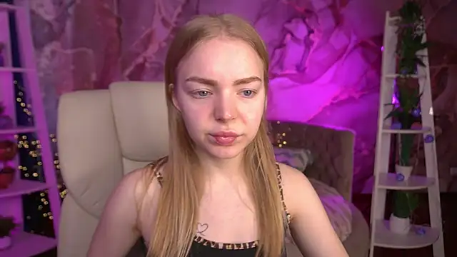 EmilySunshineS online show from 03.28.26