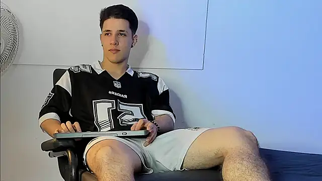 Adan rivas  online show from 02.21.25
