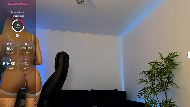 Snapshot of janecandyy_ chatting on 01.11.25 janecandyy online show from 01.11.25