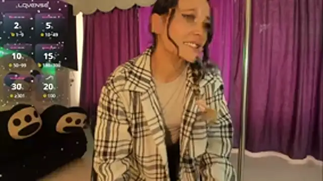 Coral Gibson online show from 11.02.25