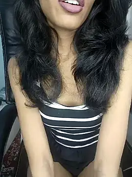 glam goddess online show from 12.03.24