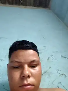 Snapshot of putoso031 chatting on 01.06.25 putoso031 online show from 01.06.25