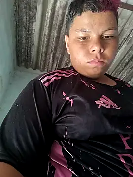 Snapshot of putoso031 chatting on 02.24.25 putoso031 online show from 02.24.25