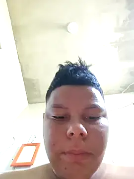 Snapshot of putoso031 chatting on 03.08.25 putoso031 online show from 03.08.25