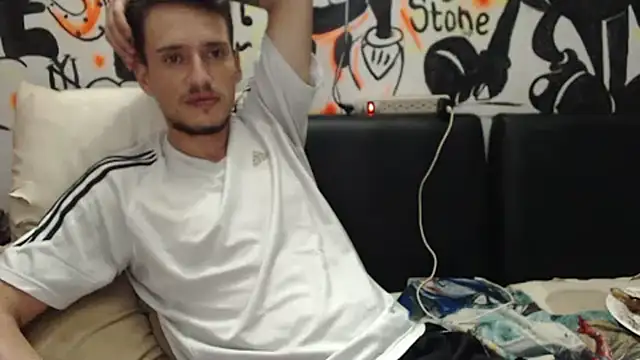 roystonee01 online show from 02.10.26