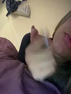 Carolinen online show from 04.14.26