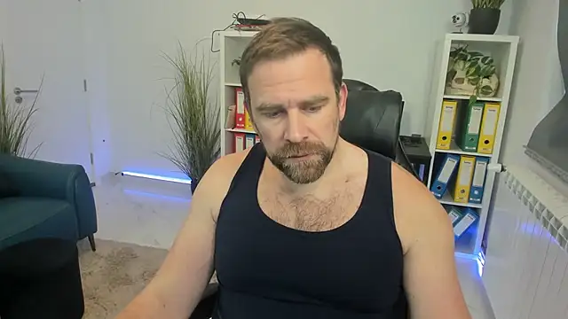 Snapshot of John-E-Dough chatting on 12.02.25 John-E-Dough online show from 12.02.25