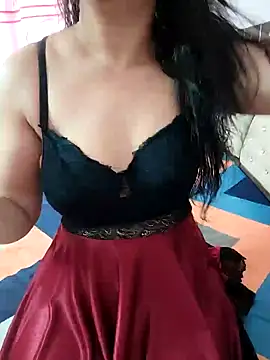 Snapshot of santurmom chatting on 02.06.26 santurmom online show from 02.06.26