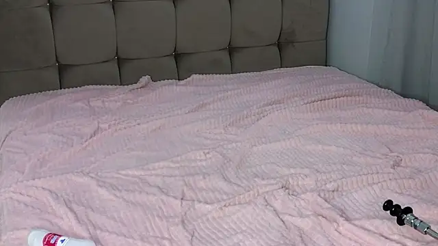 magnificent angel online show from 02.19.25