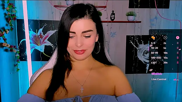 Snapshot of KayWuds chatting on 02.07.26 KayWuds online show from 02.07.26