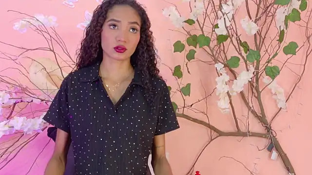 Charlotte Love10 online show from 07.05.26