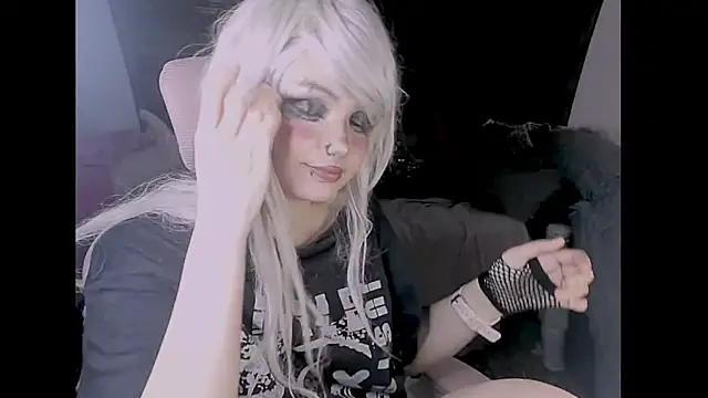 madokapruriens online show from 09.17.25