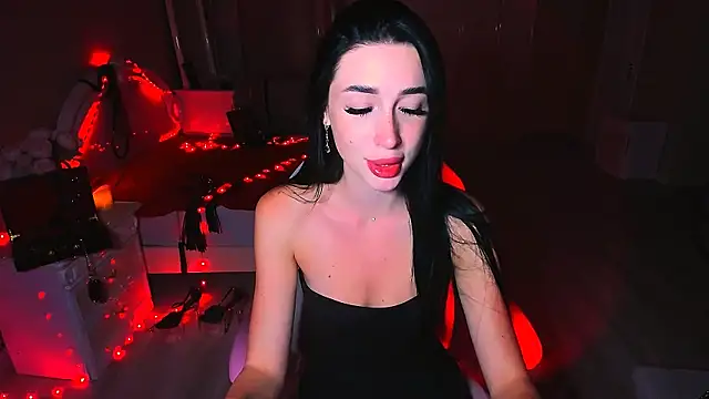 lovely desire online show from 09.11.25