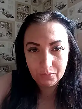 Veronica-Celie online show from 10.17.25