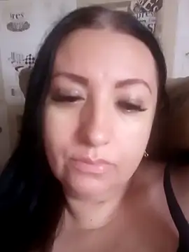 Veronica-Celie online show from 12.18.25