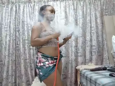 Pearl 00 online show from 01.17.25