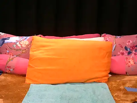 Pearl 00 online show from 05.28.26