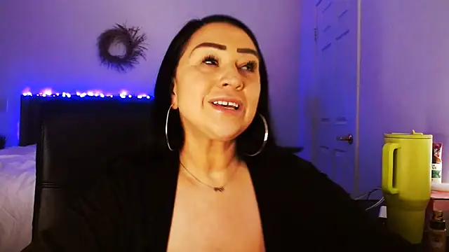 AlyssiaAmoreXO online show from 07.07.26