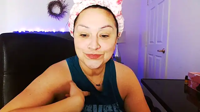 AlyssiaAmoreXO online show from 07.09.26