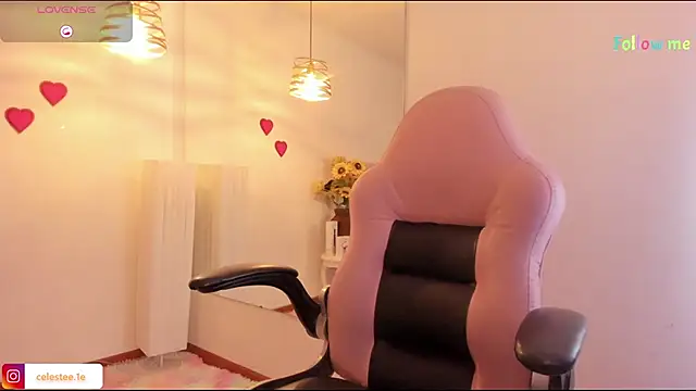 Snapshot of Missbrave1 chatting on 02.18.25 Missbrave1 online show from 02.18.25