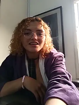 Snapshot of Missbrave1 chatting on 02.20.25 Missbrave1 online show from 02.20.25