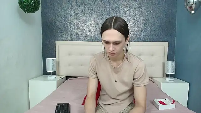 Celestial Queen  online show from 11.11.25