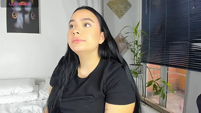 Cristal Cutte online show from 12.21.24