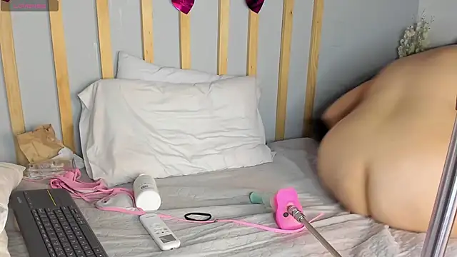 Cristal Cutte online show from 02.23.25