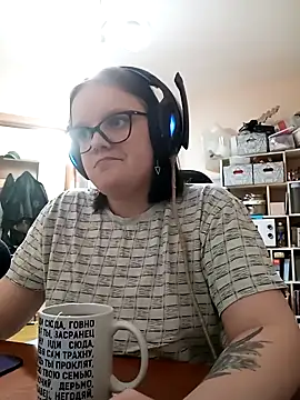 DivaMarisa online show from 03.21.25