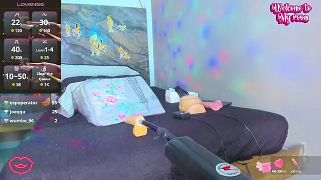 Snapshot of cloee-rabbyt chatting on 02.13.25 cloee-rabbyt online show from 02.13.25