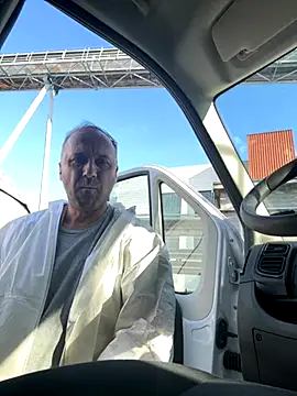 Snapshot of Lecatore80 chatting on 11.12.25 Lecatore80 online show from 11.12.25