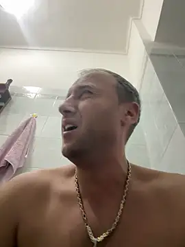 Snapshot of Lecatore80 chatting on 11.25.25 Lecatore80 online show from 11.25.25