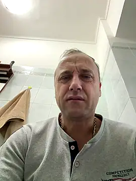 Snapshot of Lecatore80 chatting on 11.30.25 Lecatore80 online show from 11.30.25