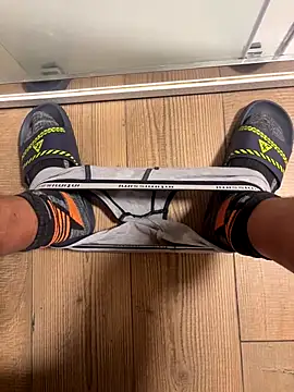 Snapshot of Lecatore80 chatting on 12.04.25 Lecatore80 online show from 12.04.25